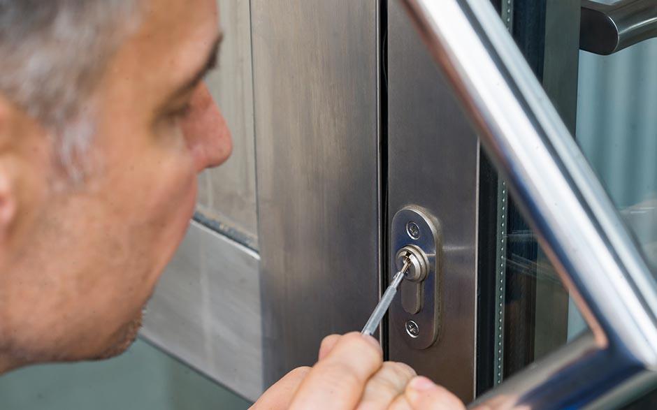 comment changer un cylindre de serrure Trappes